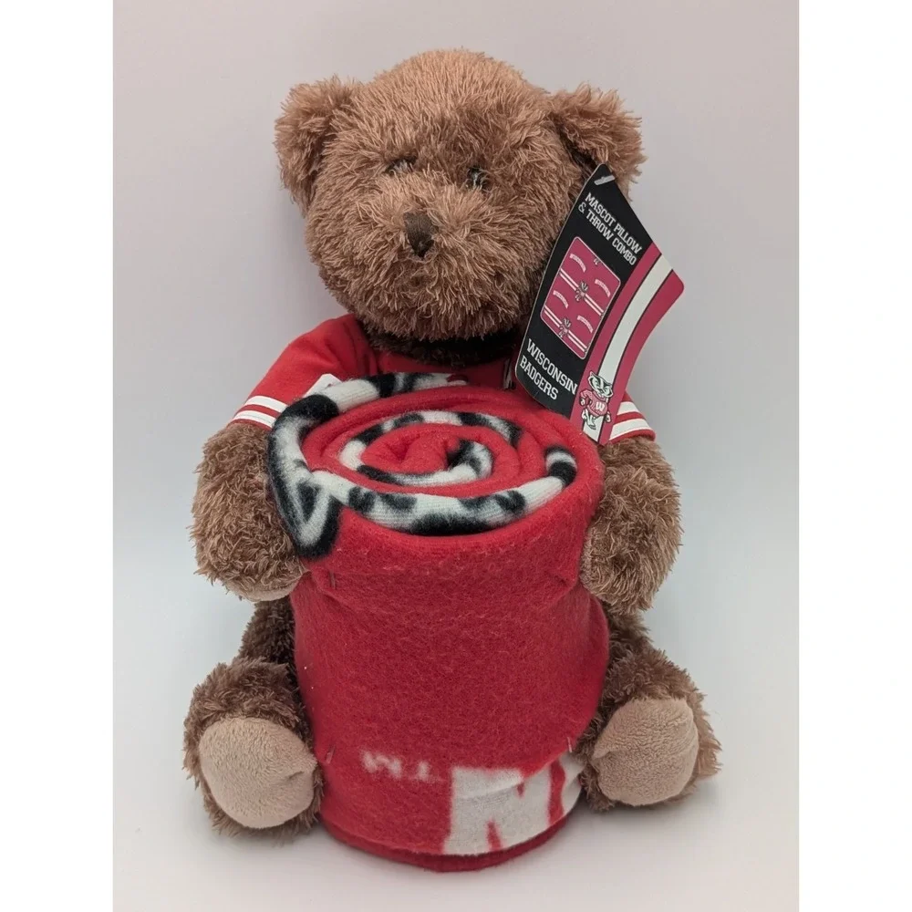 NCAA Wisconsin Badgers‎ Bear Holding  Classic Fleece Throw Blanket 40x50 NWT